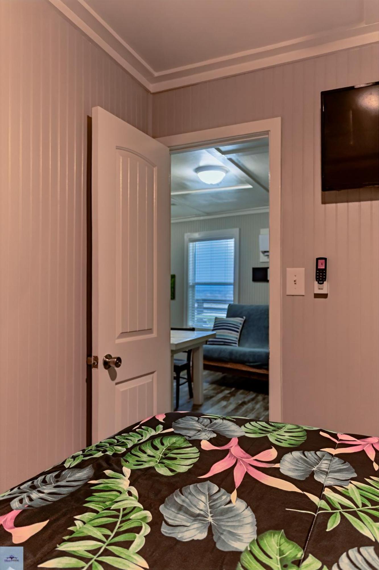 Blue Dolphin And 4* Grand Isle